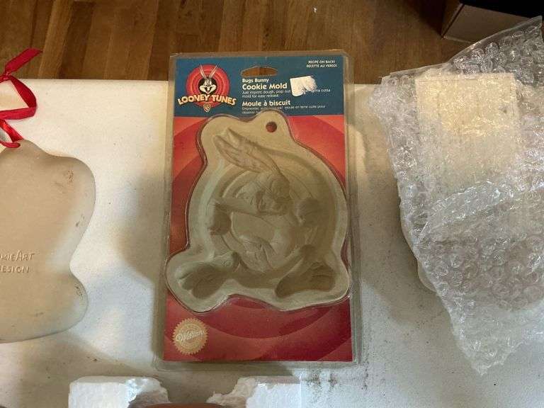 Cookie molds, Longaberger/Pampered Chef, etc.