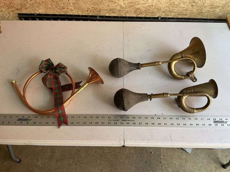 Brass/copper horns