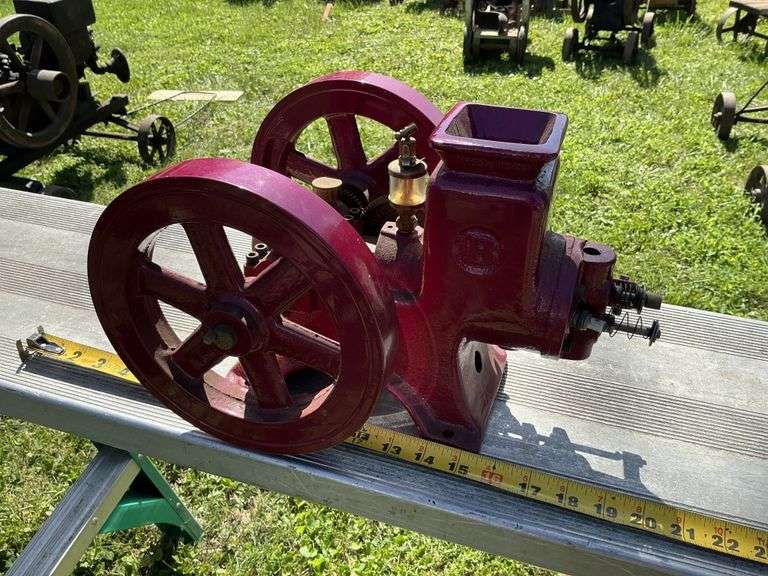 Olds scale model engine