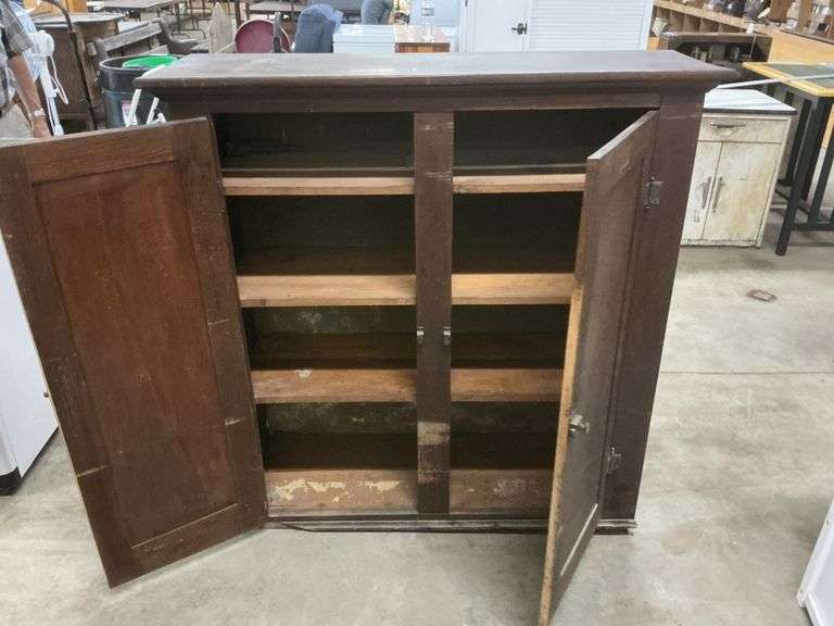 cabinet 4' x 4' x 16"