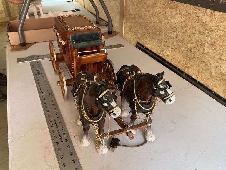 Stagecoach lamp