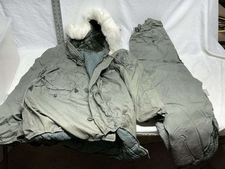 Winter parka & pants-size large