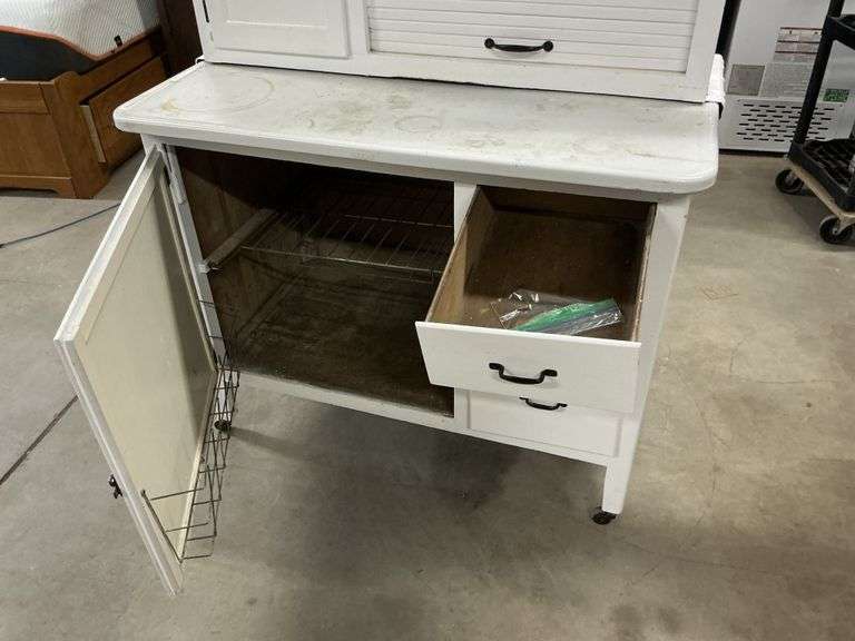 Enamel top kitchen cabinet 40" x 72" x 26"