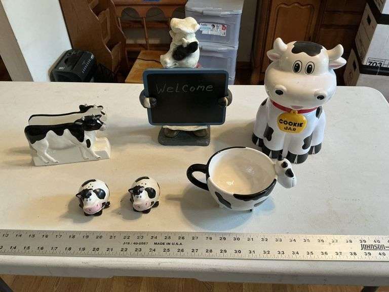 Cow figurines/cookie jar etc
