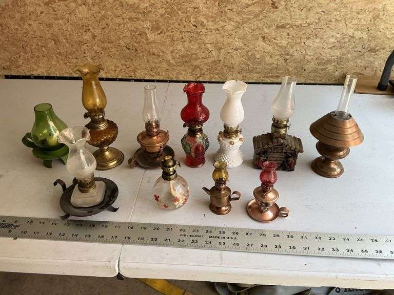 Miniature oil lamps