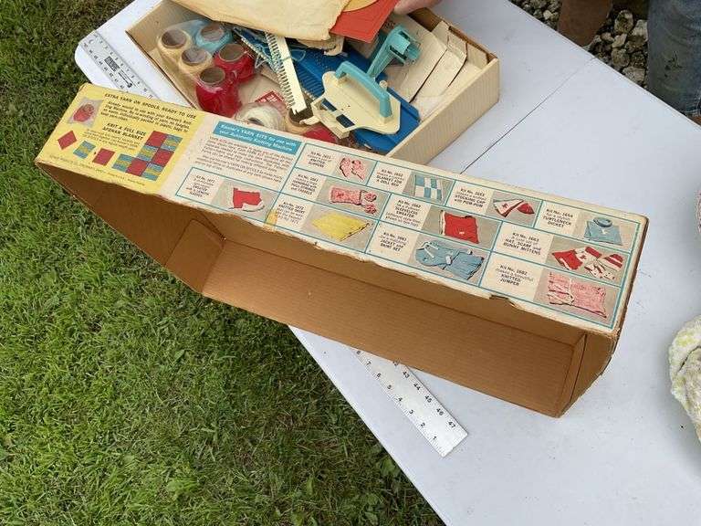 Kenners Vintage automatic knitting machine