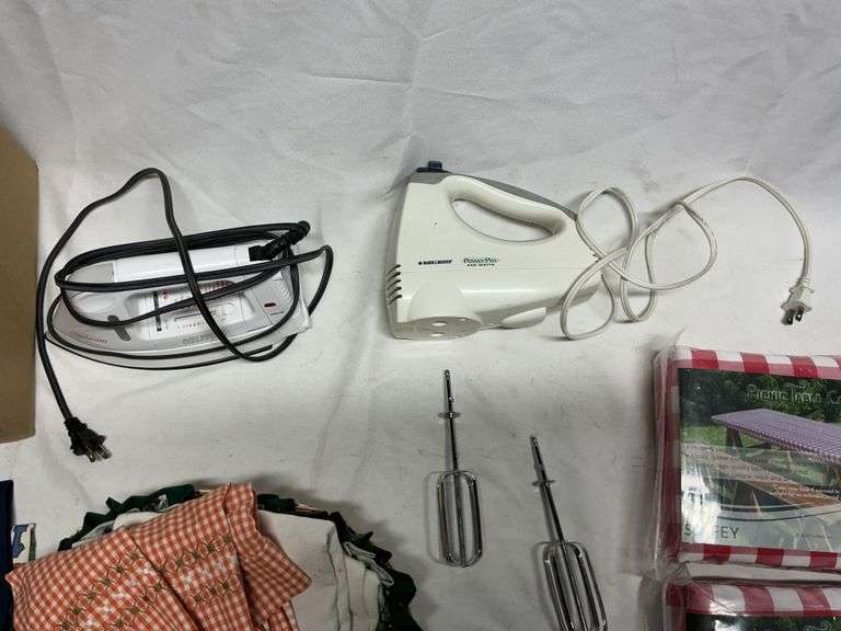 Picnic table covers/mixer and iron