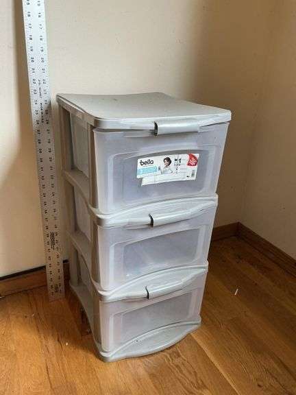 Plastic organizer