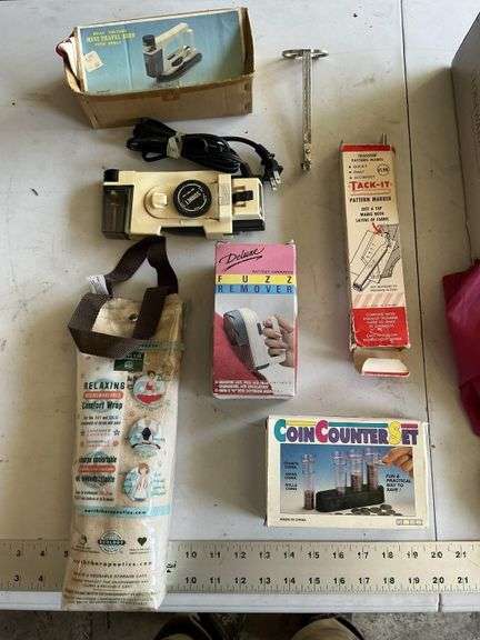 Stoneware tea set and can rack, etc.