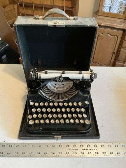 Underwood typewriter