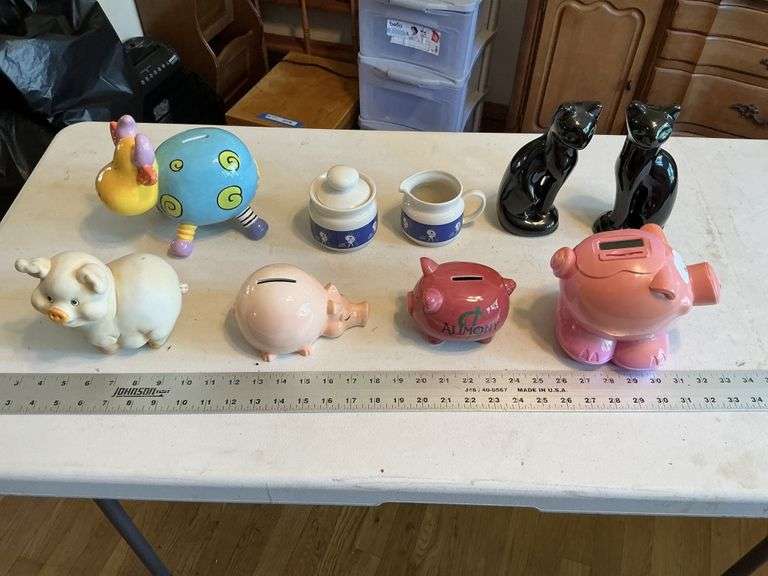 Piggy banks/cat figurines etc