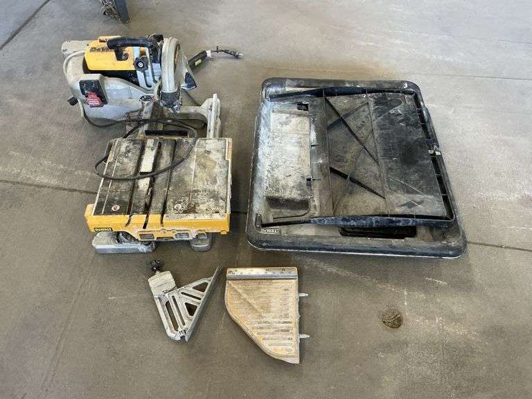 DeWalt tile saw
