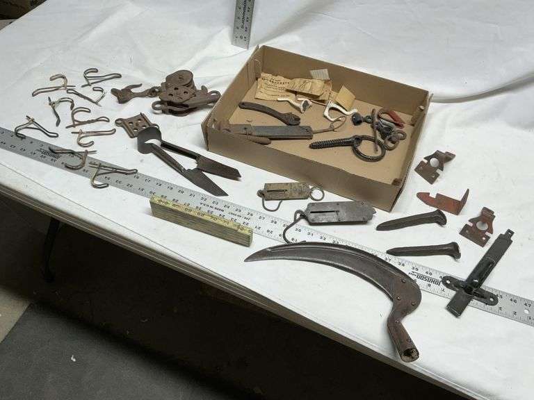 Brass face scales and primitives