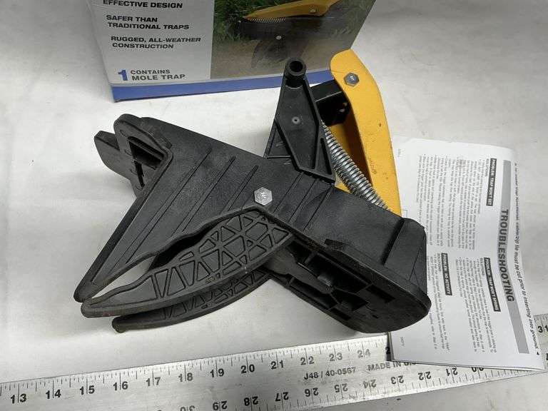 Mole trap