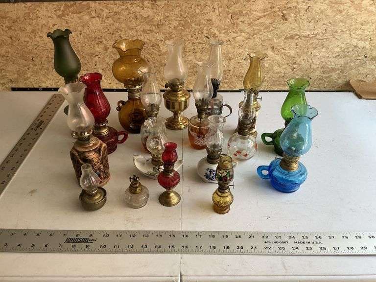 Miniature oil lamps