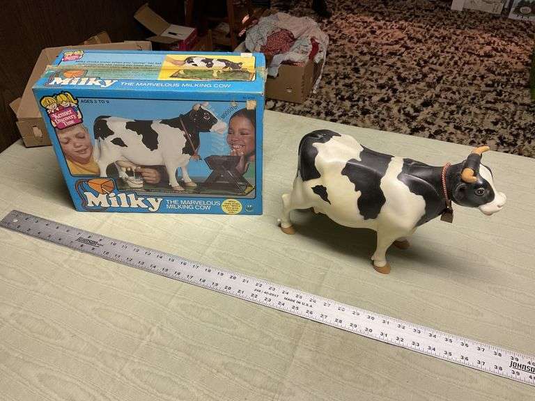 Vintage Kenner Milky the Marvelous milking cow