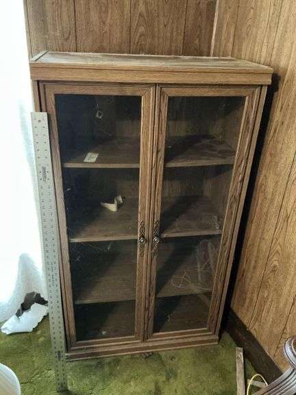 Bookshelf/cabinet