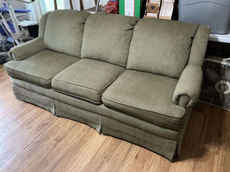 Sofa 80" x 36" x 34"