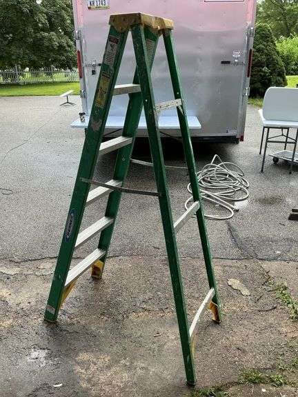Werner 6' fiberglass step ladder