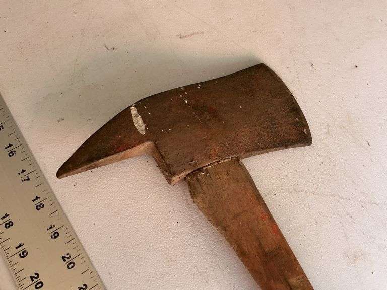 Fireman's ax