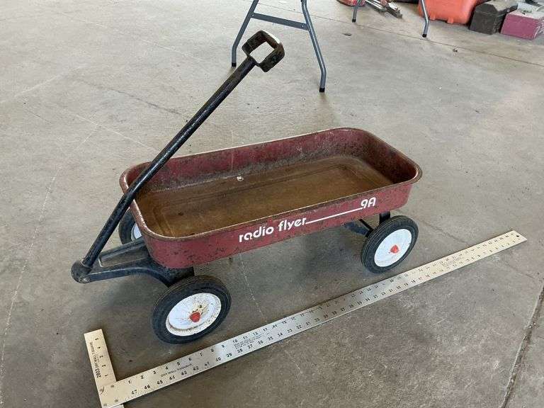 Radio Flyer wagon