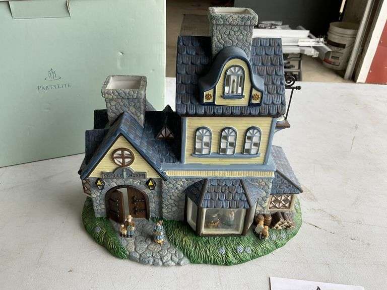 New Party Lite- The Candle Shoppe