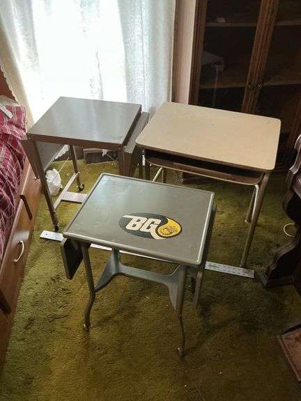 School desk and 2 metal tables