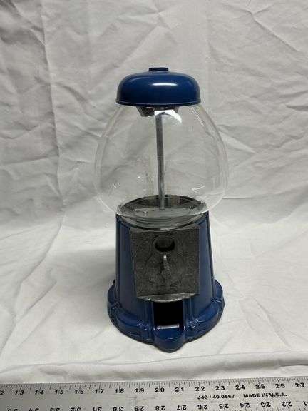 Gumball machine