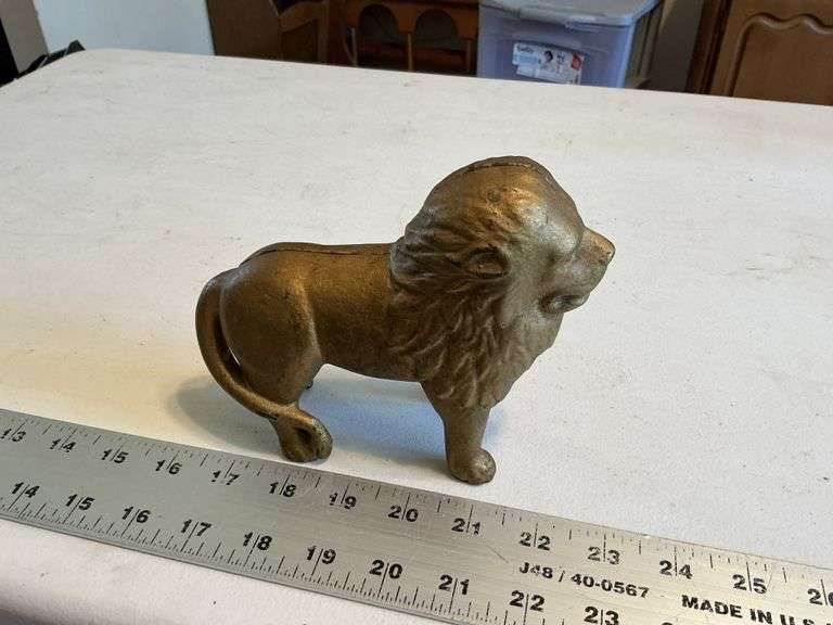 Cast iron lion bank