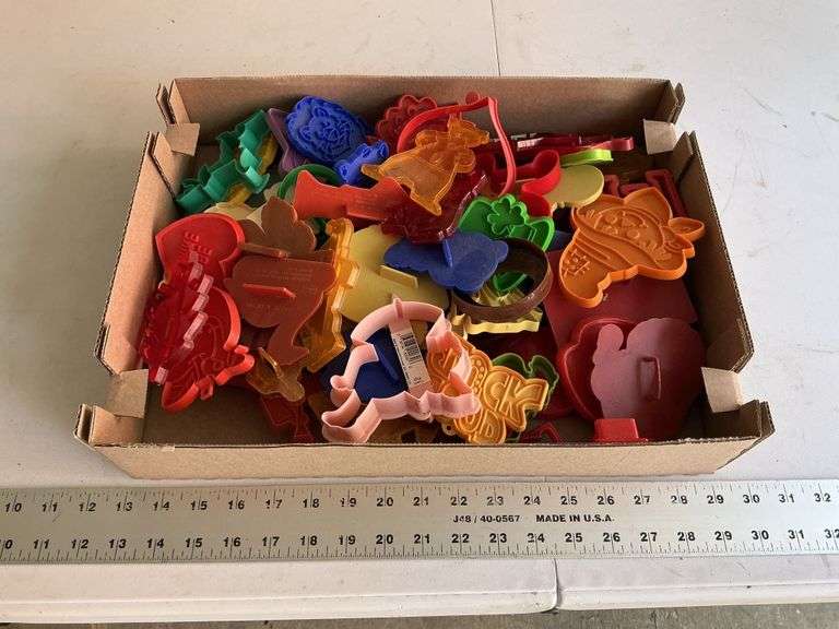 Plastic cookie cutters