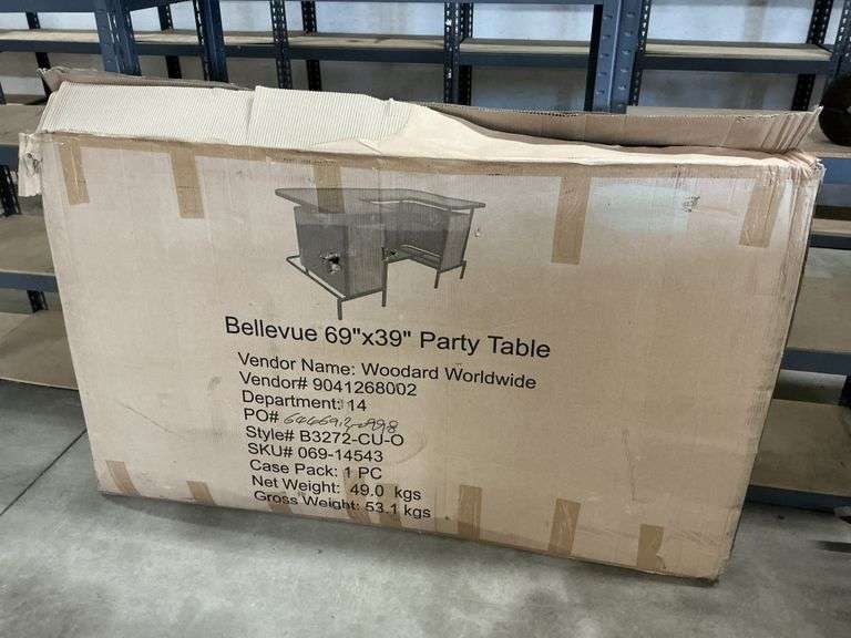 Belllevue 69" x 39" party table
