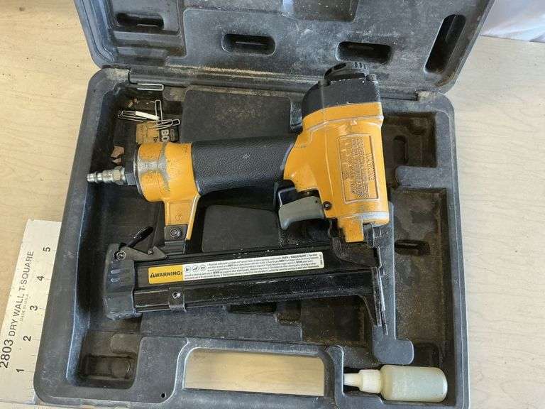 Bostitch stapler