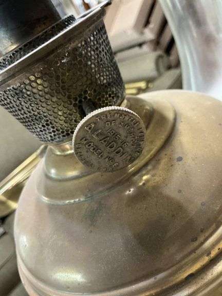 Aladdin oil lamp/lantern