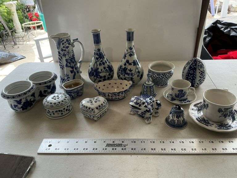 Miscellaneous blue and white decor