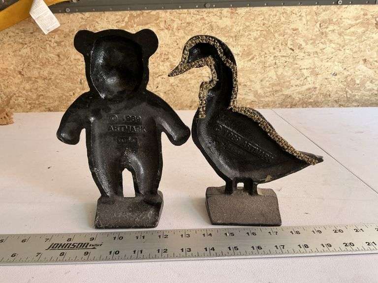 Artmark cast-iron doorstops