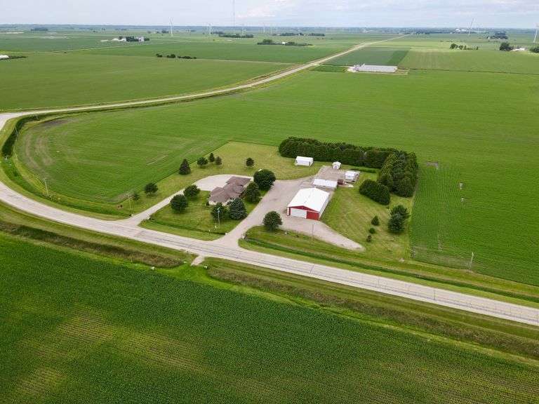 4251 Monument Ave, Osage, IA 50461