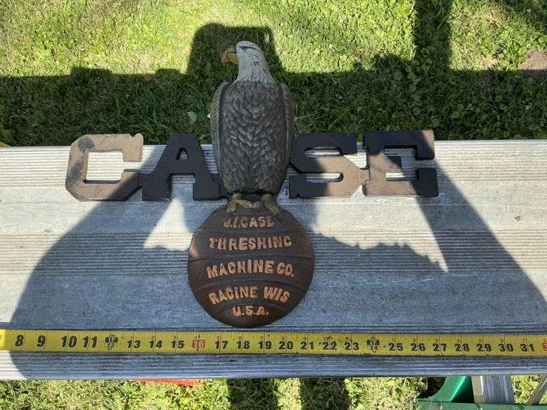 Cast case threshing machine company