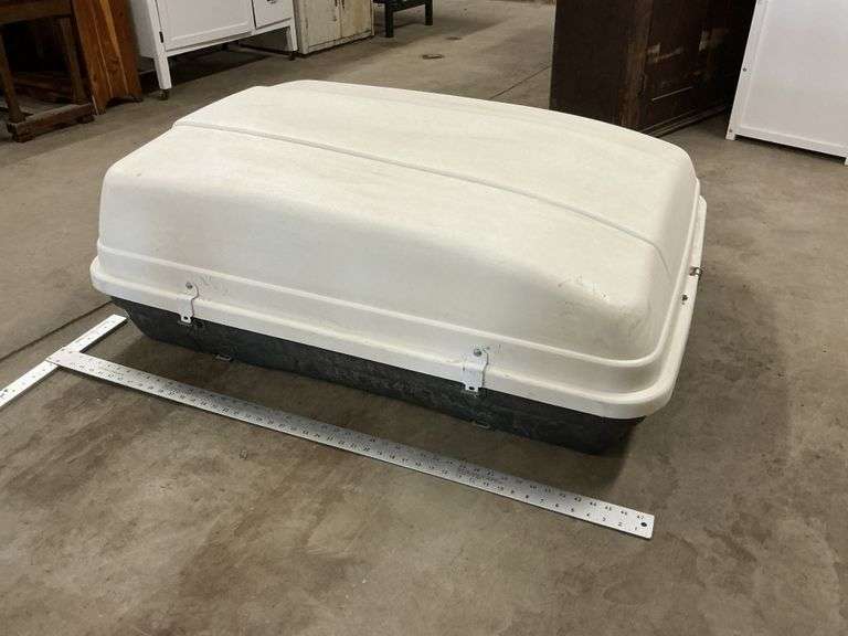 Cargo carrier