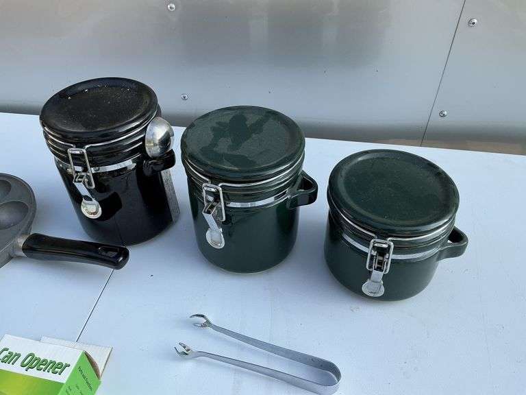 Pasta machine/canisters etc.