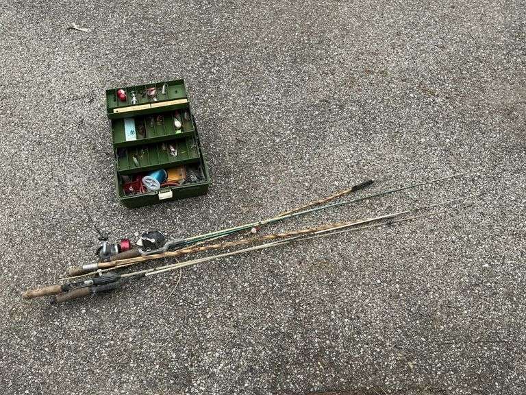 Fishing rods and tacklebox with tackle
