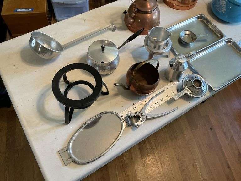 Tea pots and trays, etc.