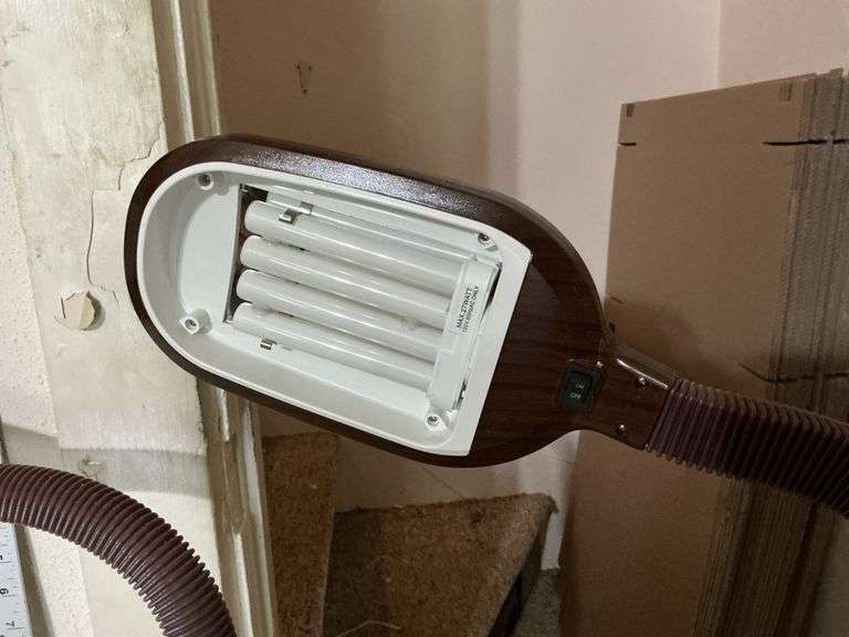 Floor lamps