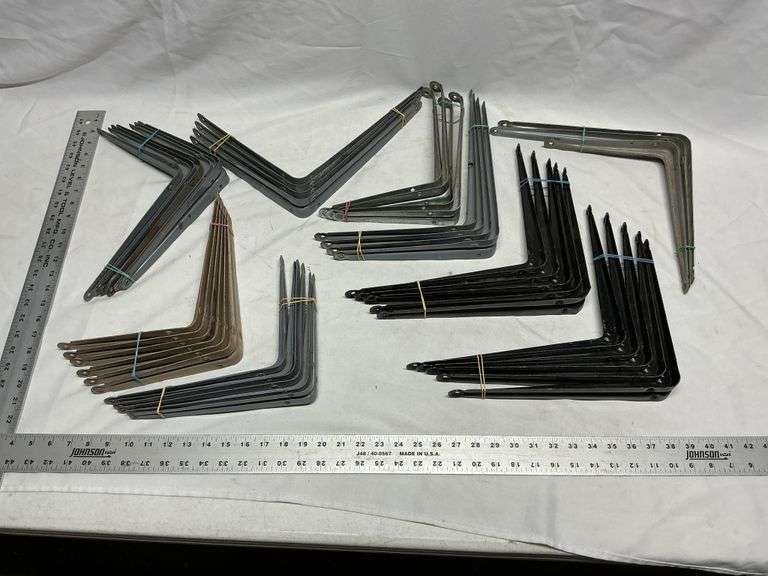 Shelving brackets