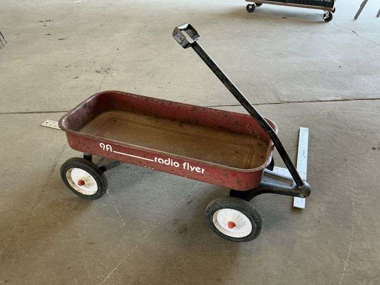 Radio Flyer wagon