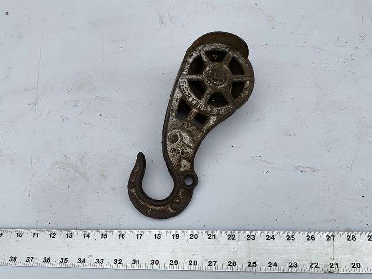 Vintage Myers pulley