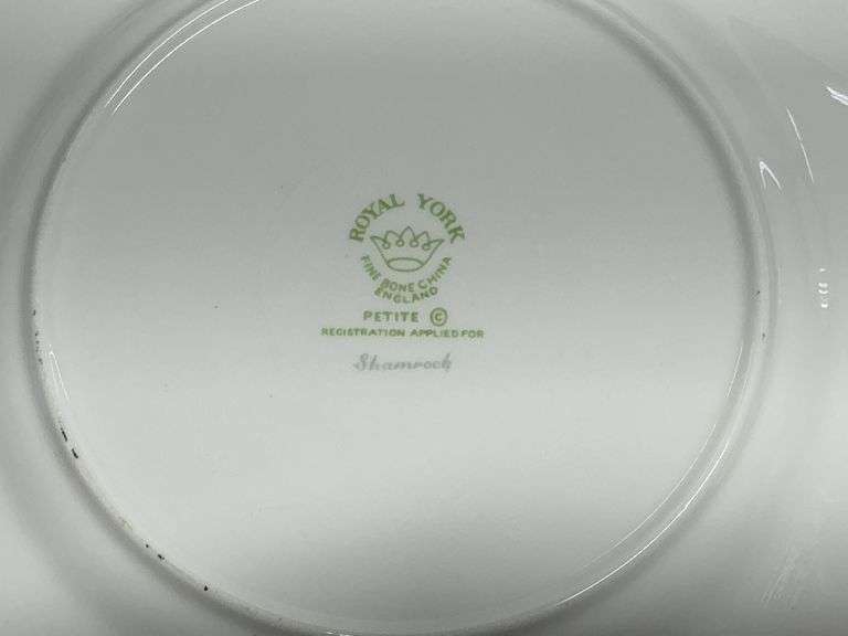 Royal York shamrock porcelain dishes, etc.