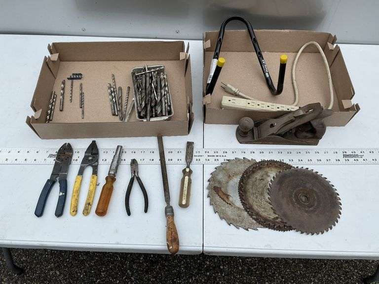 Drill bits/saw blades and tools