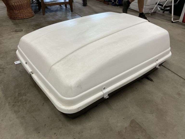 Cargo carrier