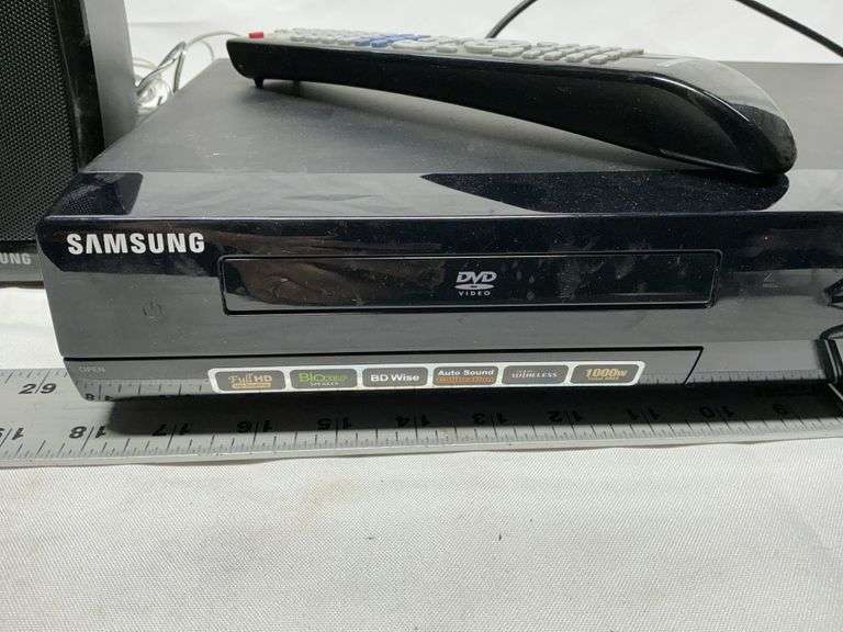 Samsung DVD player, speakers