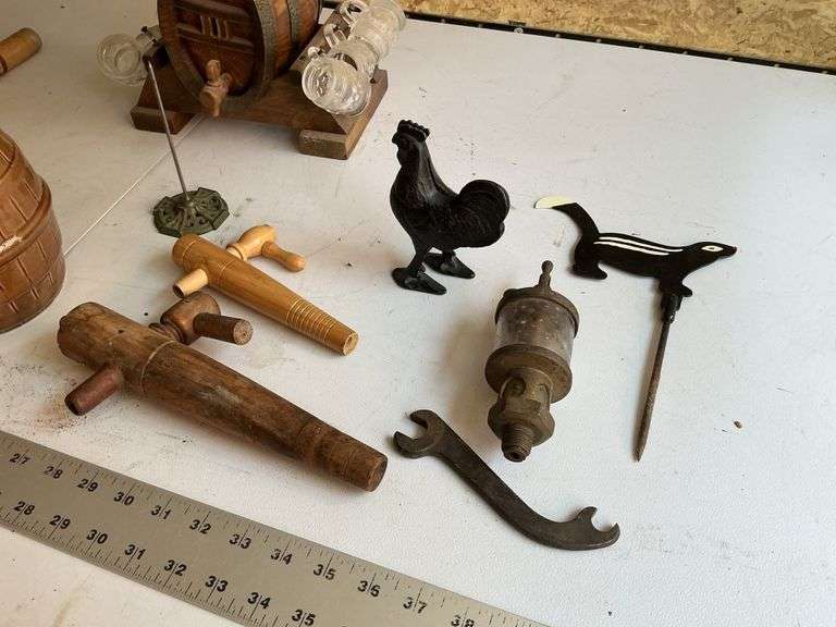 Collectibles/cast-iron chicken etc.